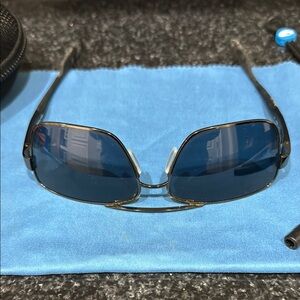 Costa Black Sunglasses Modern Minimalist Design